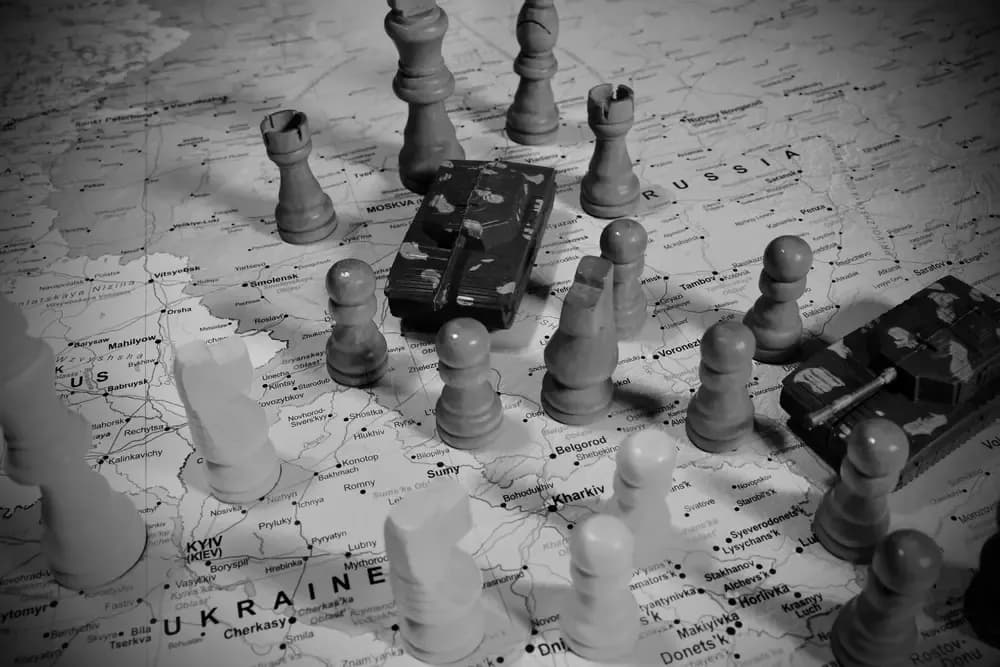 Retroscena Ucraina, il piano B mai eseguito: l’ordine di Zelensky e la caduta di Kyiv. La fuga verso Occidente e la mancata cattura di Reznikov