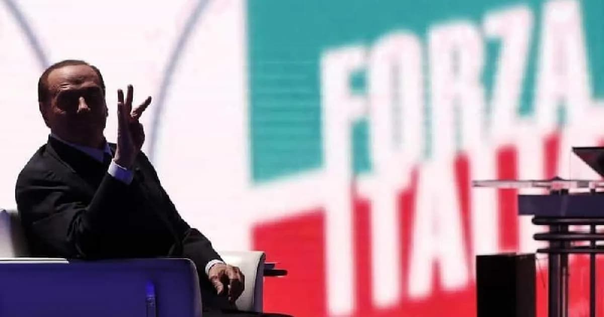 Forza Italia in ansia per Berlusconi: la ricerca di notizie (e di segnali), il mondo azzurro gira attorno al San Raffaele
