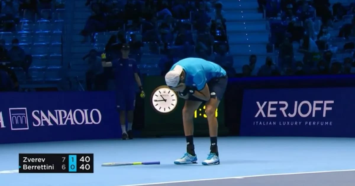 ATP Finals, dramma sportivo per Berrettini: il momento dell’infortunio – VIDEO
