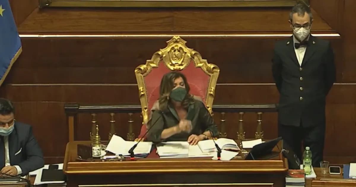 Ddl Zan, Casellati: sì alla “tagliola”. Tensione con M5s Santangelo: “Maleducato!” – VIDEO