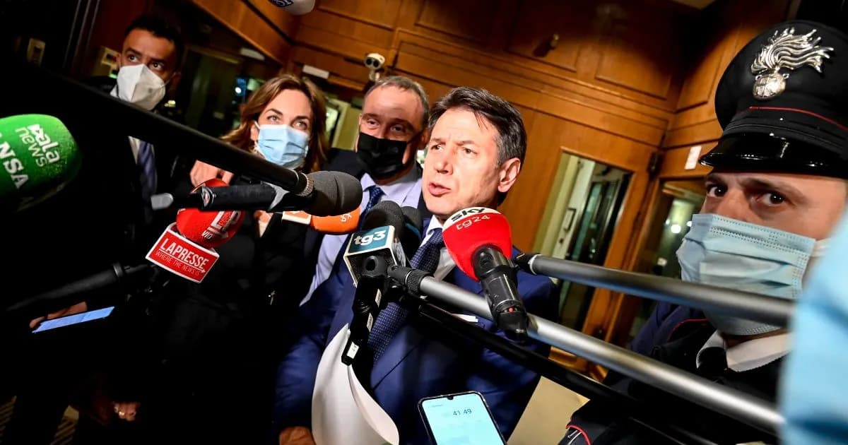 M5s, Conte non ha i numeri: Licheri costretto al passo indietro in Senato