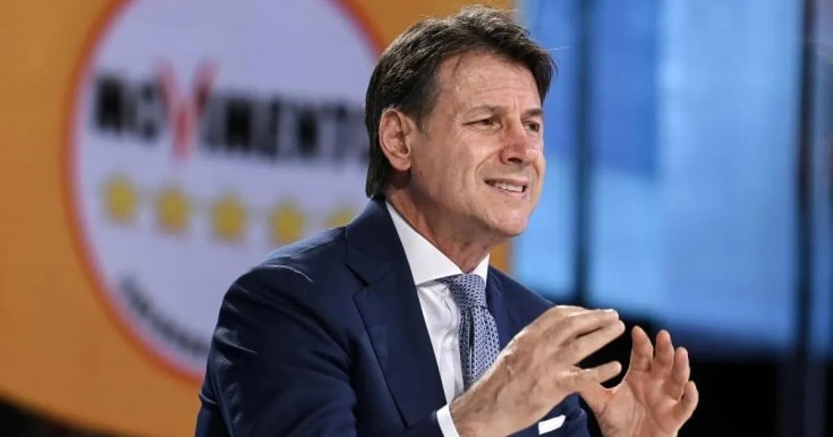 M5s, è autogestione! Conte sconfessato dai senatori: “Insistere per Mattarella-bis”