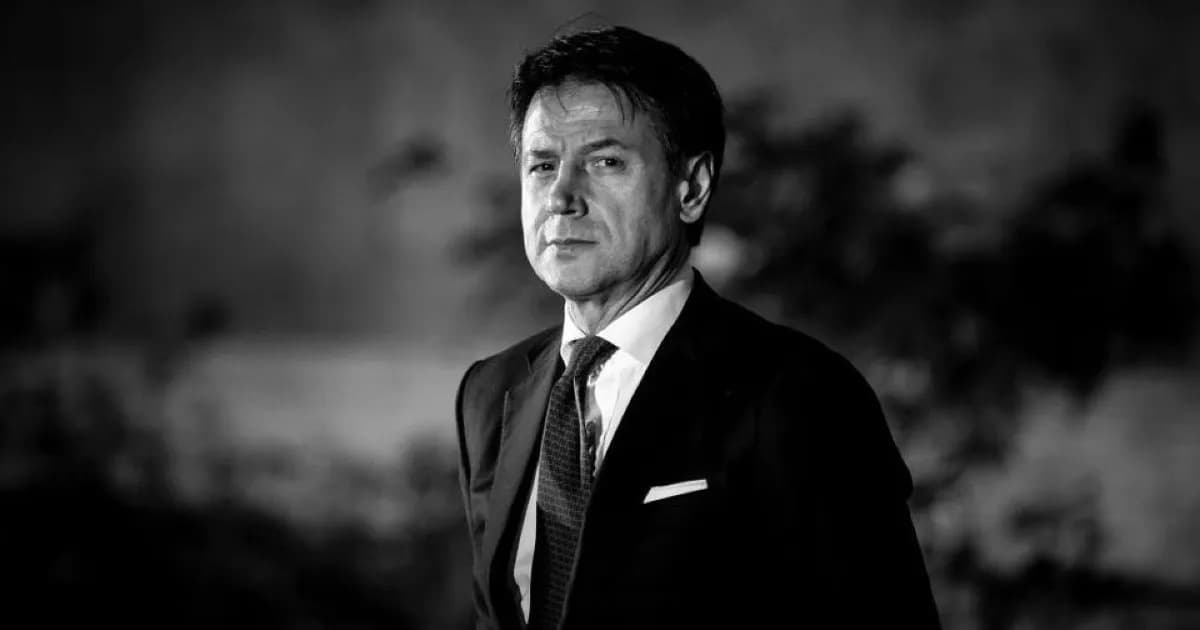 L’ultima fuga dell’avvocato dal popolo