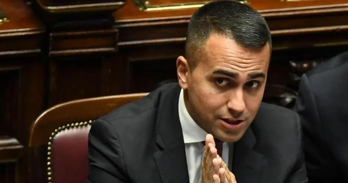 FLASH! Di Maio convoca commissione ad hoc per revoca onorificenze a cittadini russi