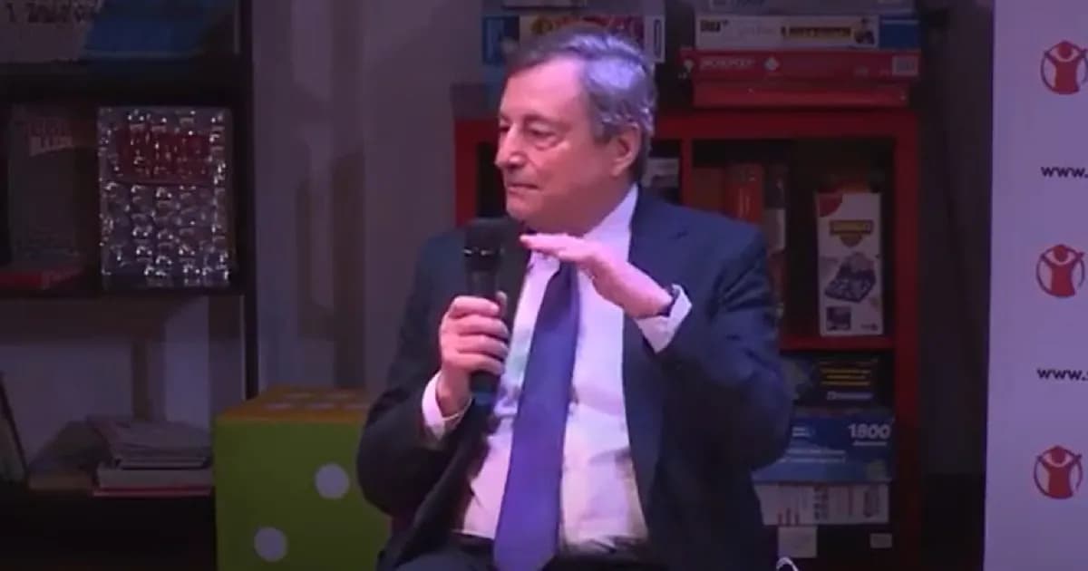 Draghi parla ai ragazzi di quel sogno sfumato: “Volevo giocare a pallacanestro, non ce l’ho fatta” – VIDEO