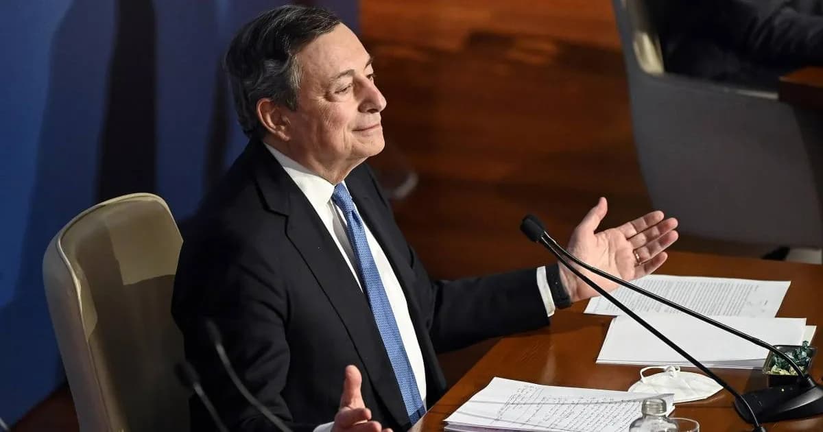 Draghi, “né qui né lì”: il grande gioco dei partiti rischia di farci perdere Super Mario