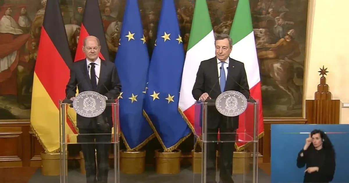 Draghi stizzito dalla domanda di Repubblica. Poi scherza: “Non sono competente” – VIDEO