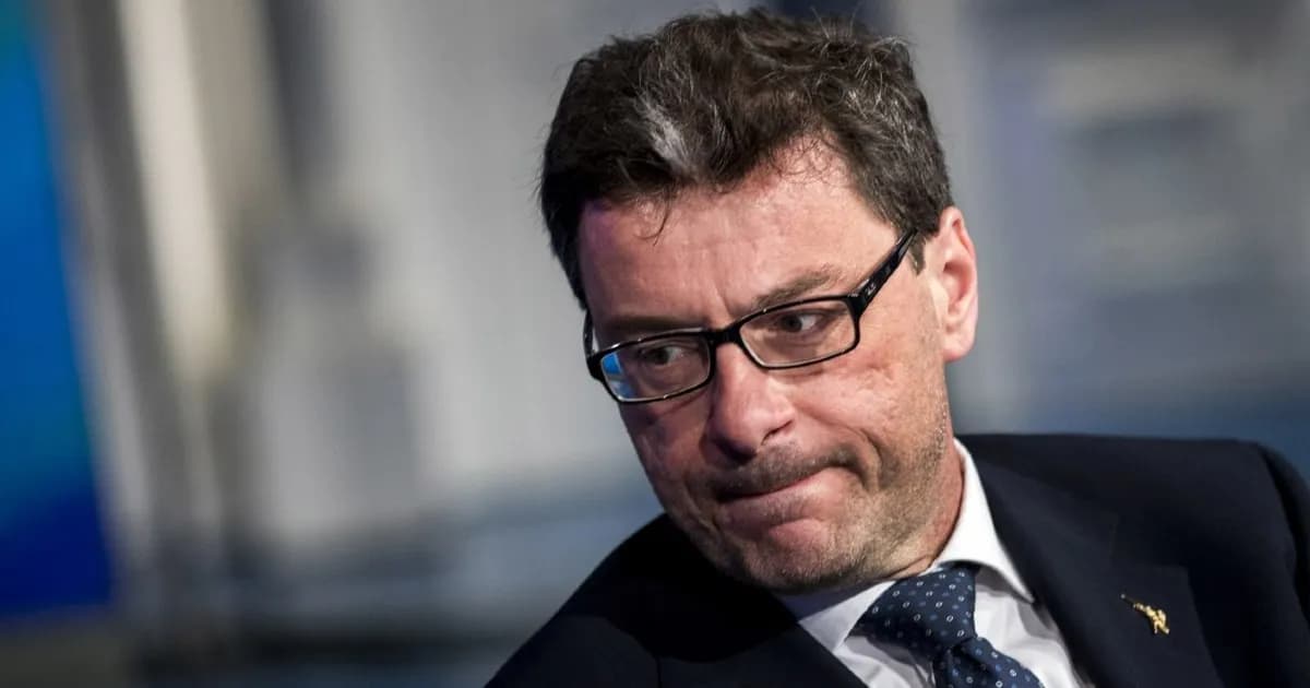 La “nuova-vecchia Lega”: qual è il piano di Giorgetti e cos’aspetta a realizzarlo