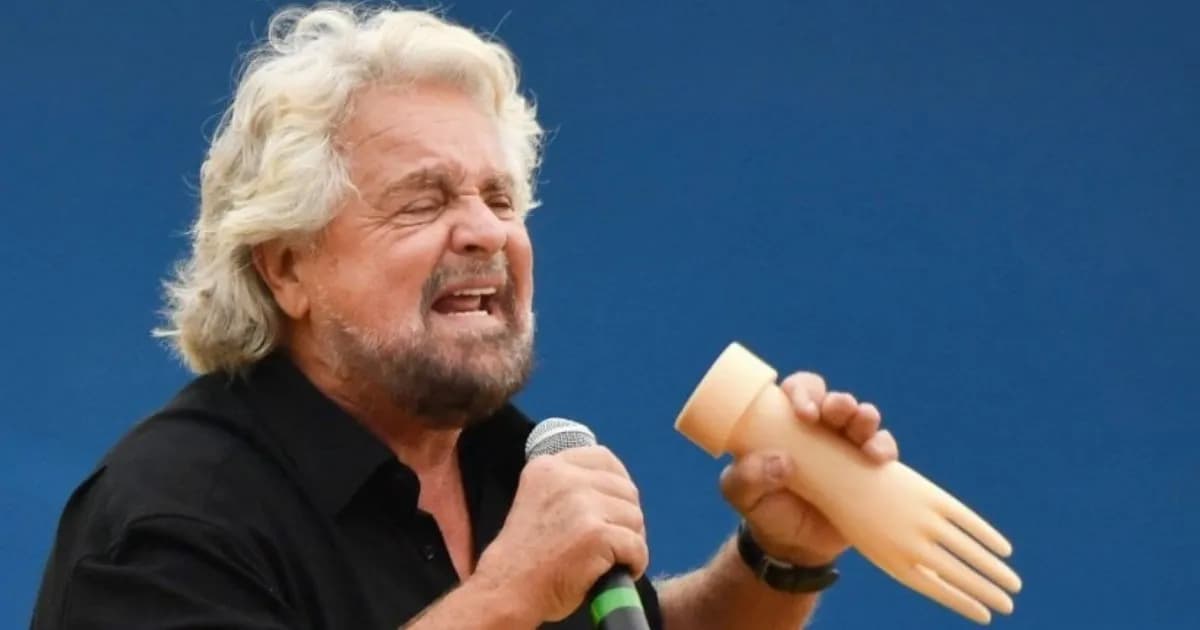 Obbligo vaccinale, Grillo bombarda Draghi (e Conte): “Evoca immagini orwelliane”