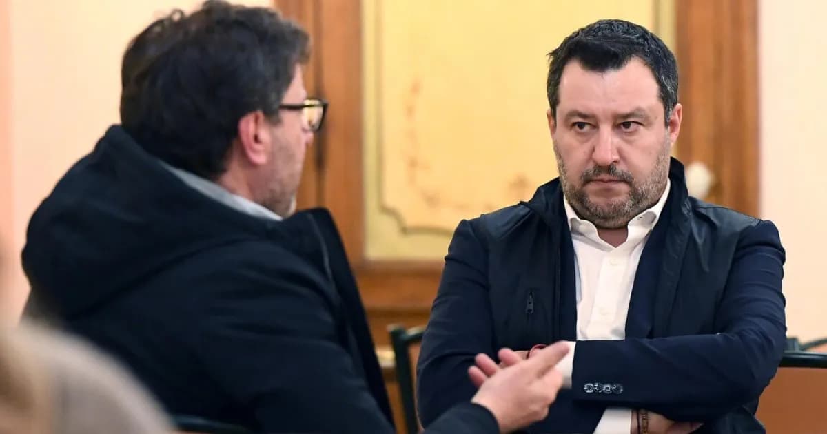 “Se vuoi me ne vado”: Salvini fa la vittima, prima della resa dei conti con Giorgetti