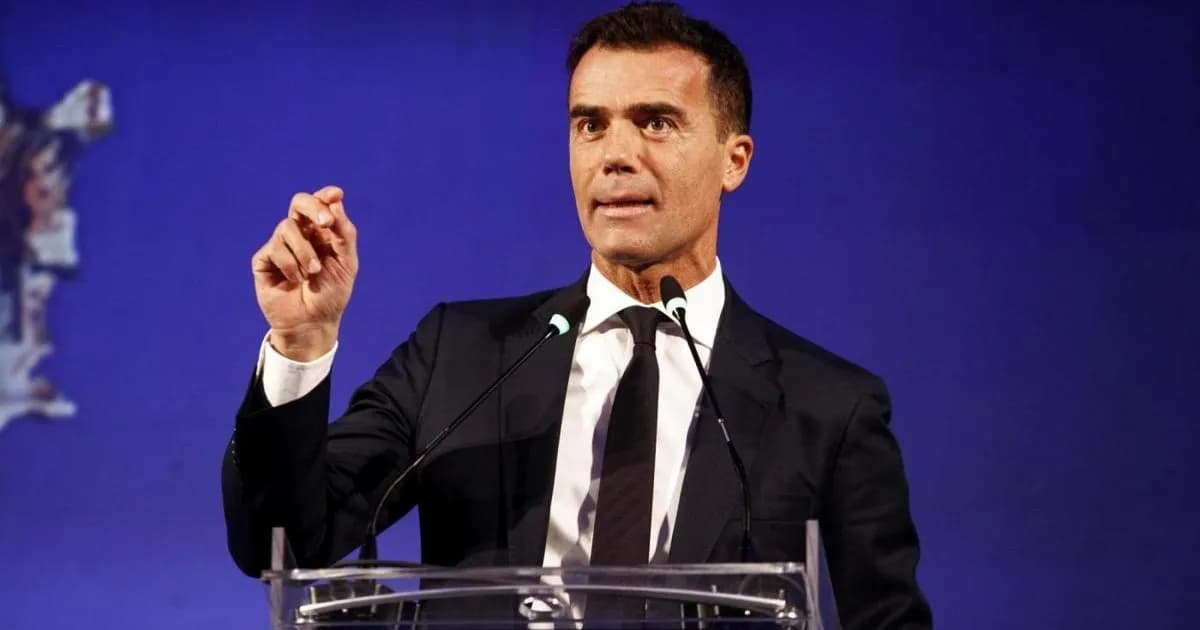“Da Macron una lezione per l’Italia. Ma se Calenda attacca Renzi…”: parla Sandro Gozi