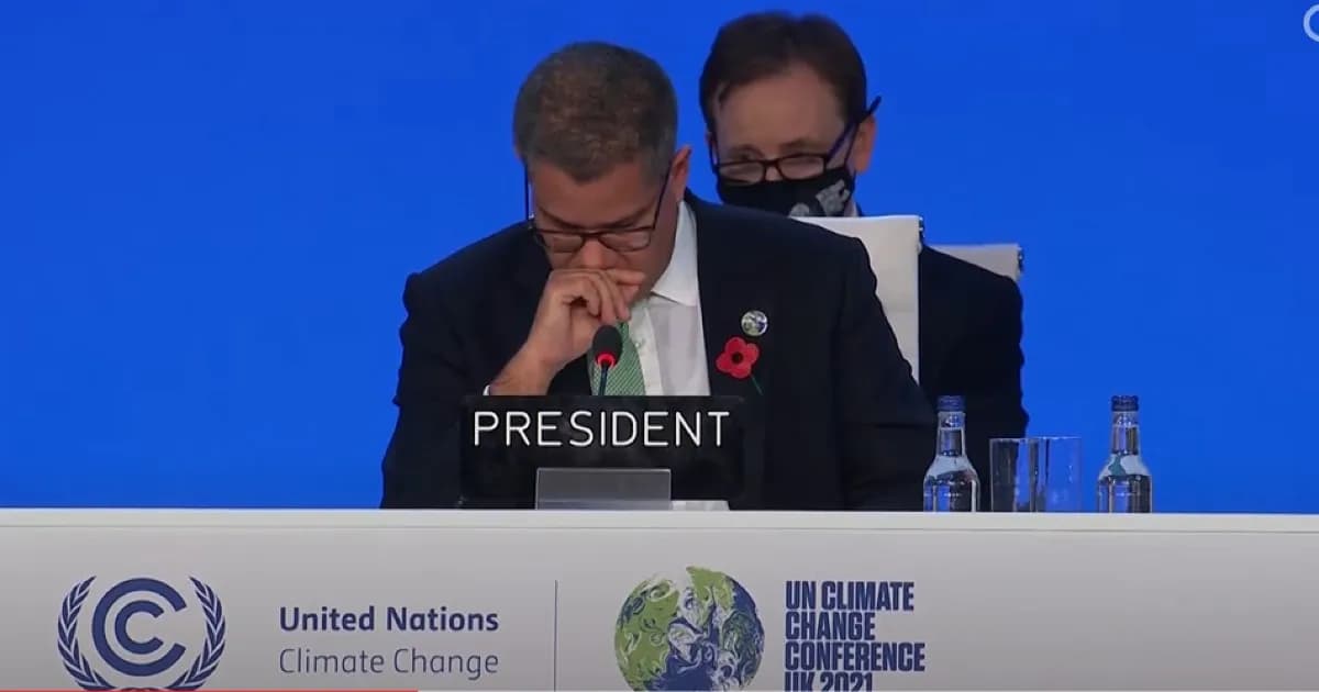 Cop26, accordo al ribasso tra le lacrime di Sharma: “Profondamente dispiaciuto” – VIDEO