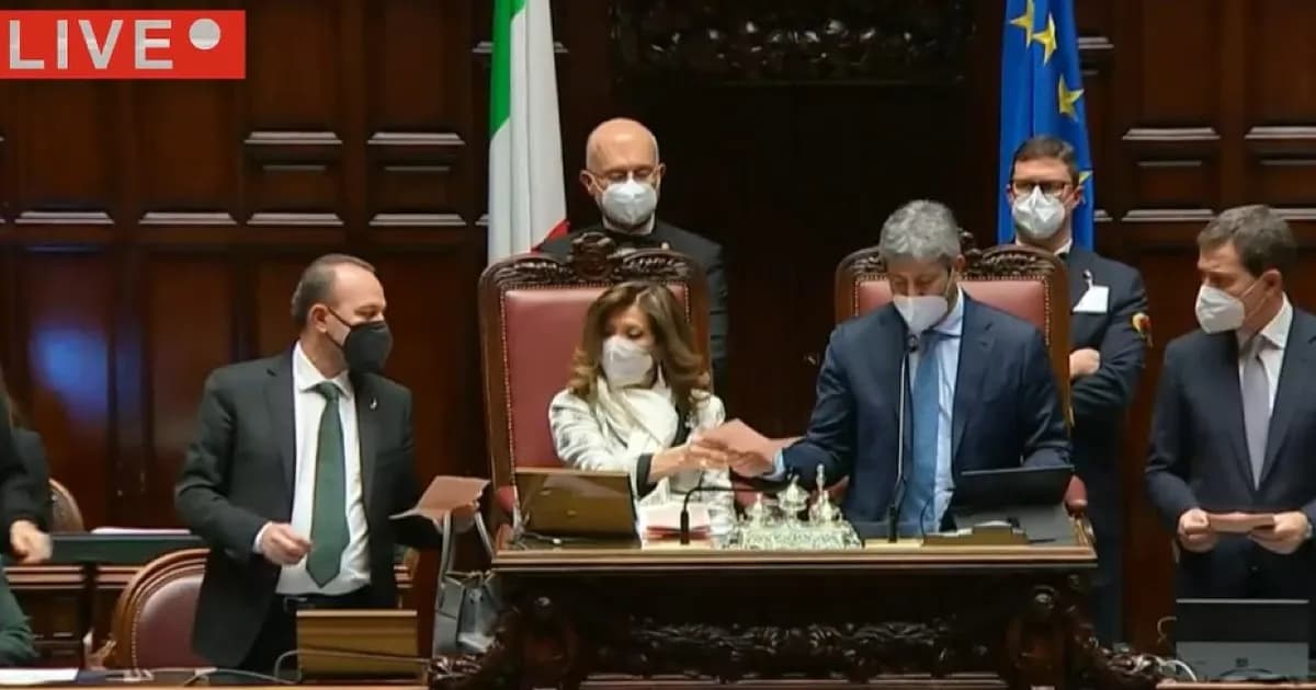 Mattarella eletto presidente! VIDEO: l’applauso dell’Aula al superamento del quorum