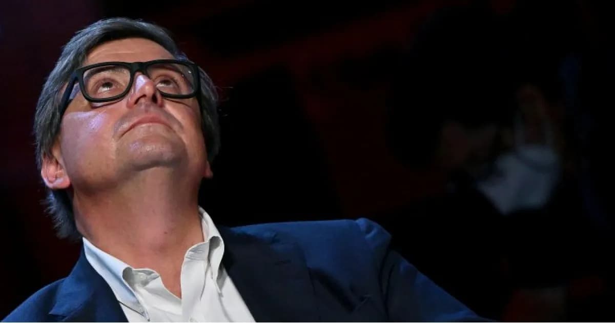 Calenda medita lo strappo all’ultima curva: “Ma abbiamo perso il treno…”