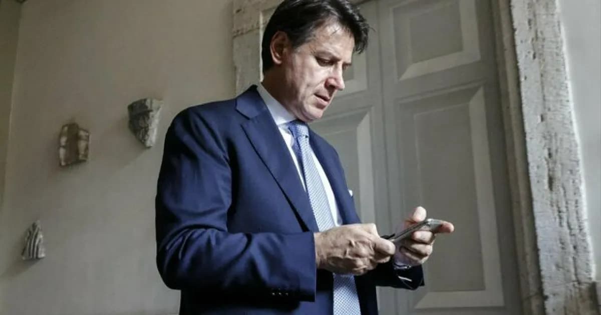“Voto online sul governo”: la pazza idea di Conte per salvare la faccia (e mandare a casa Draghi)