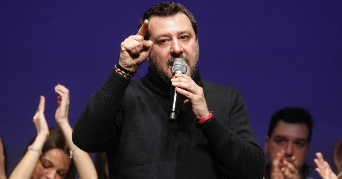 Salvini attacca sul coronavirus